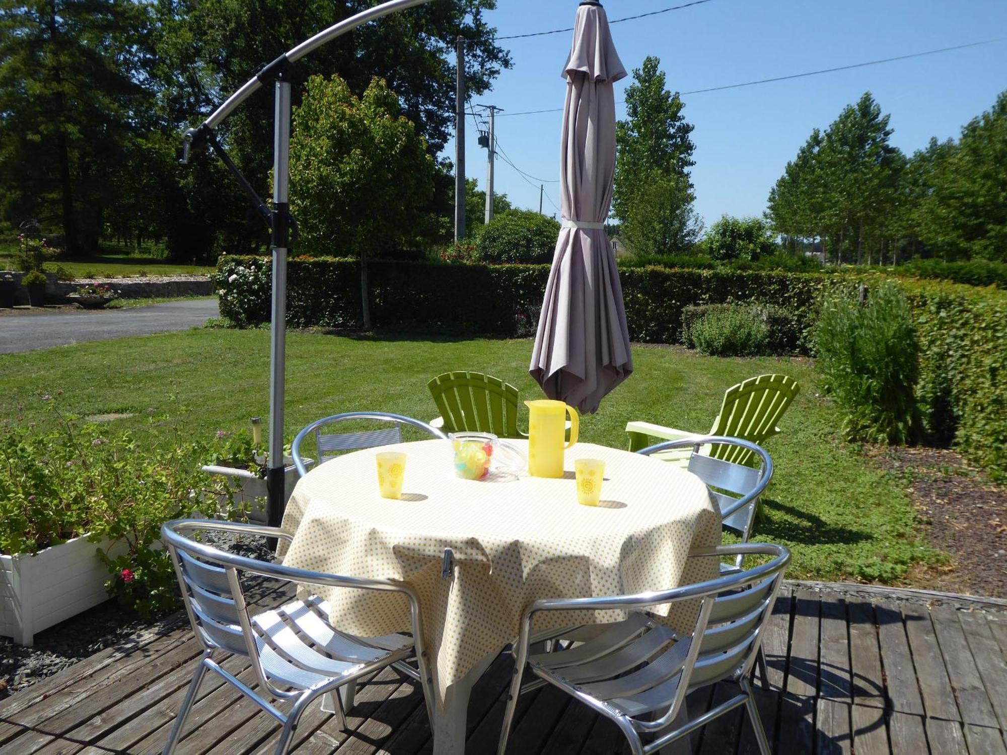Gite Champetre Avec Piscine Chauffee, Cheminee, Et Terrasse En Plein Sud - Fr-1-410-131 La Chapelle-aux-Choux ภายนอก รูปภาพ